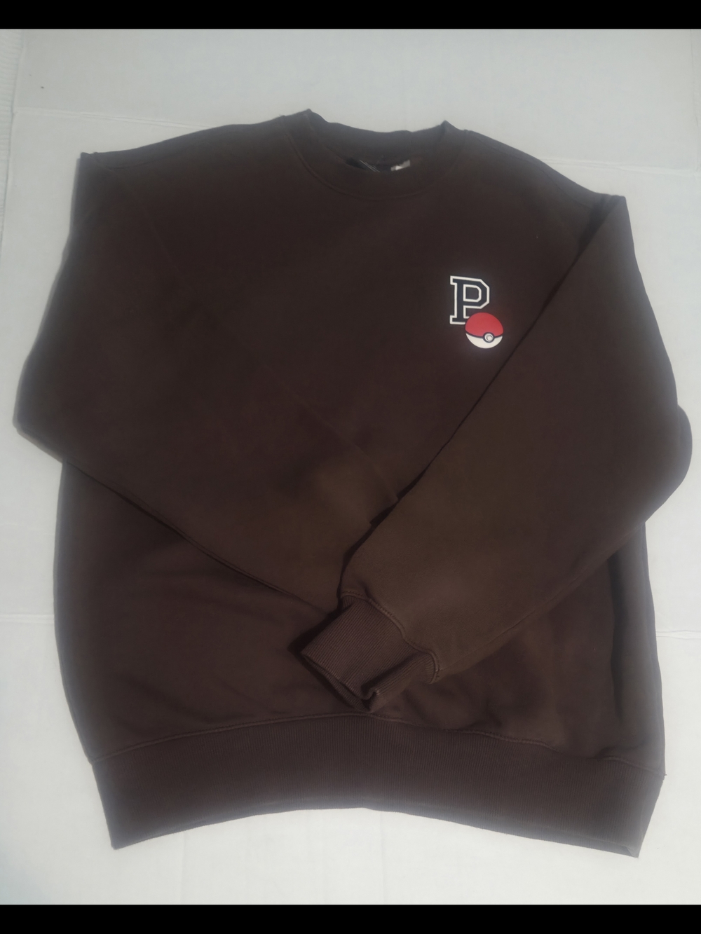 Pokemon H&M "Gotta Catch 'Em All" Relaxed Small Sweatshirt Brown